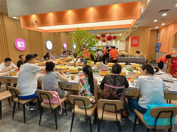 室内旋转火锅茄子视频H网站价格