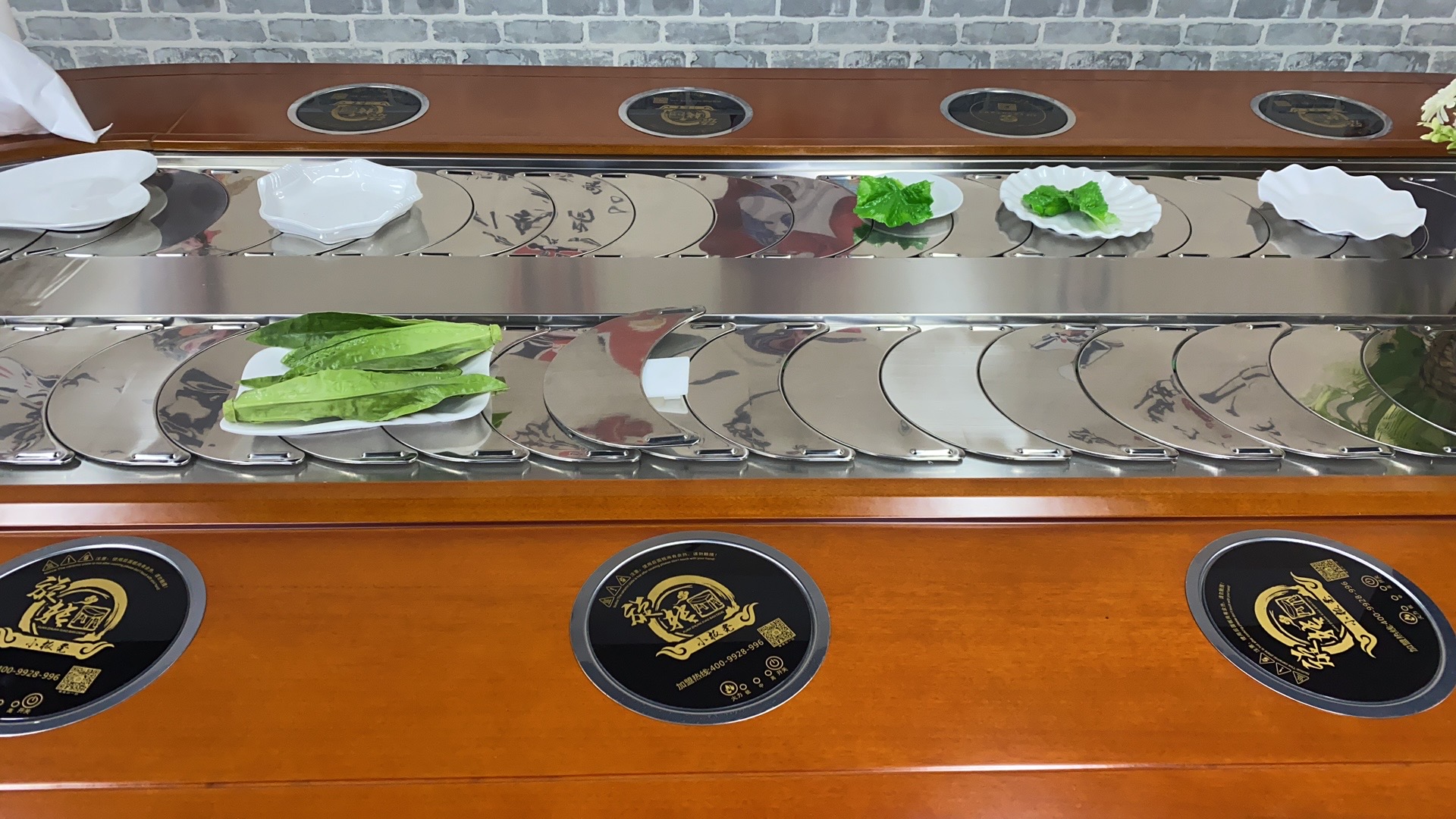 中餐桌火锅茄子视频H网站