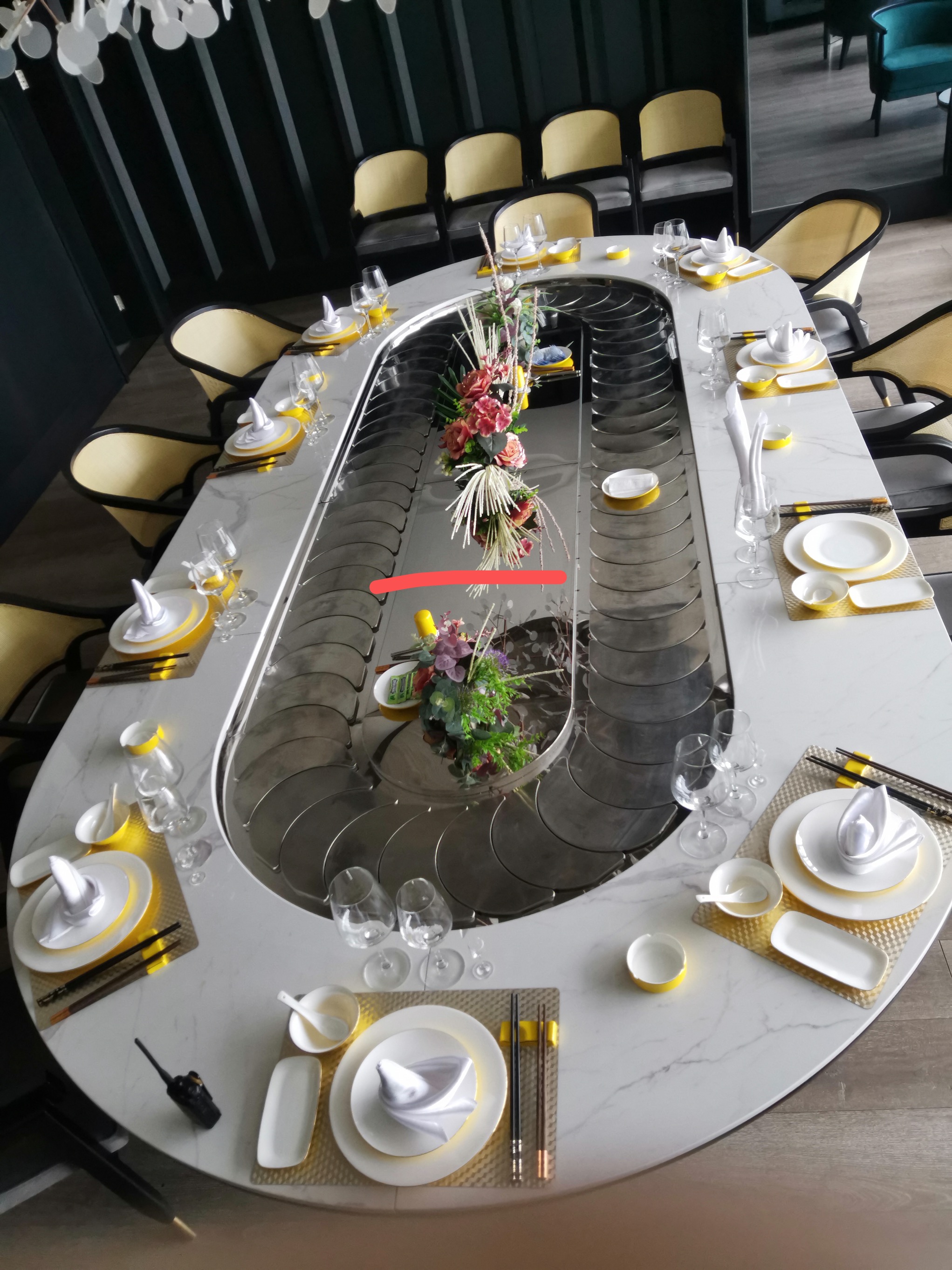 中餐桌火锅茄子视频H网站