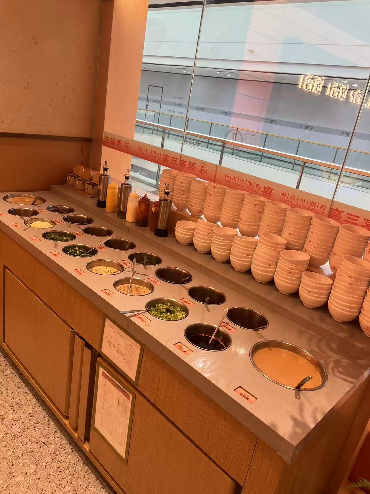 2025旋转小火锅供应商哪家强？菏泽茄子视频懂你更多APP50人团队，满足多元需求 